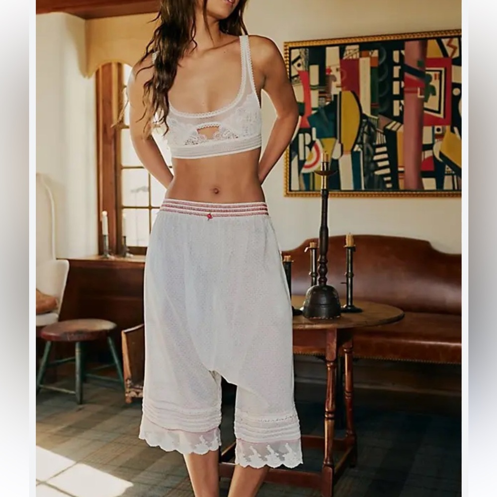 NWT! Free People Endless Afternoon Bloomers in Cream size XS - Picture 4 of 12